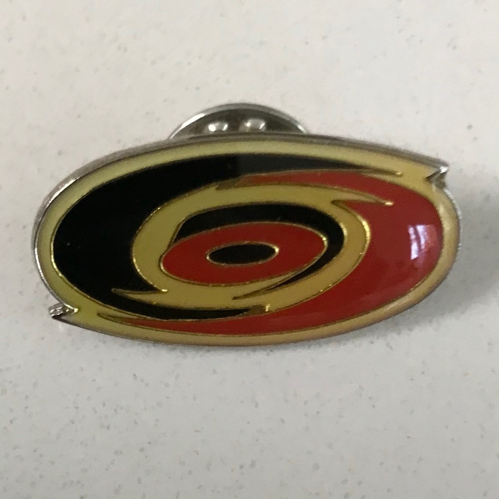 Carolina Hurricanes NHL  Hockey Team Lapel /Hat Pin Logo